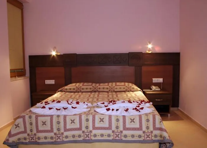 Marcan (adults Only) Hotell 3*