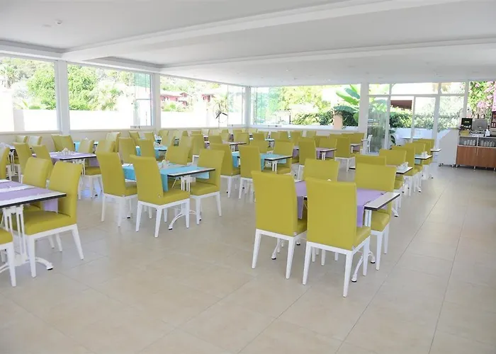 Marcan (adults Only) Hotell 3*